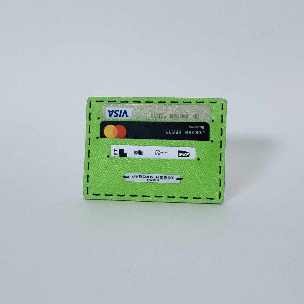 Porte-cartes en cuir vert anis et aluminium recyclé - made in France - non genré